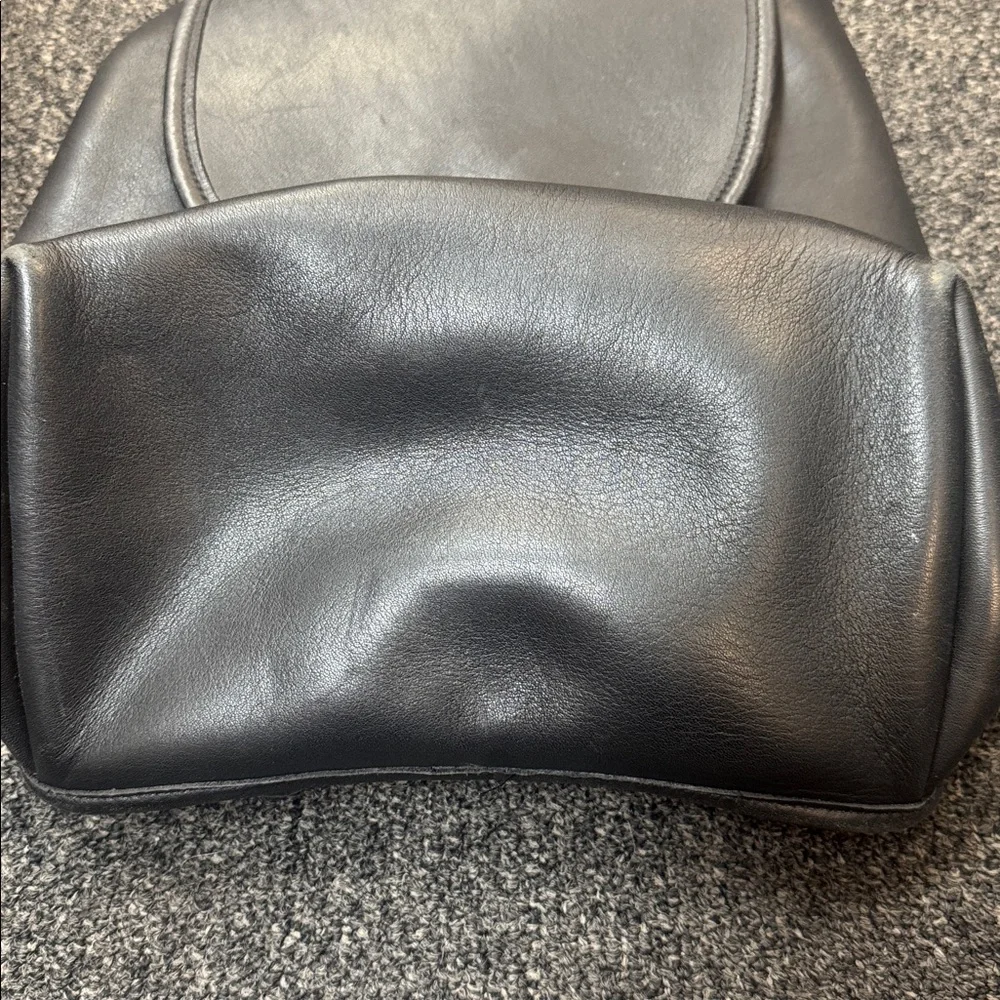 Vintage Coach Black Leather Women's Backpack - Picture 4 of 6